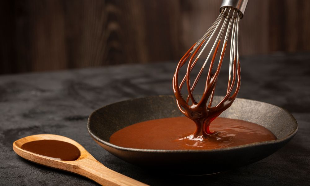 Bolo com cobertura de ganache perfeita e brilhante